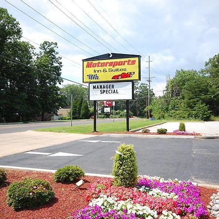 Millville Motorsports Inn And Suites Exteriér fotografie