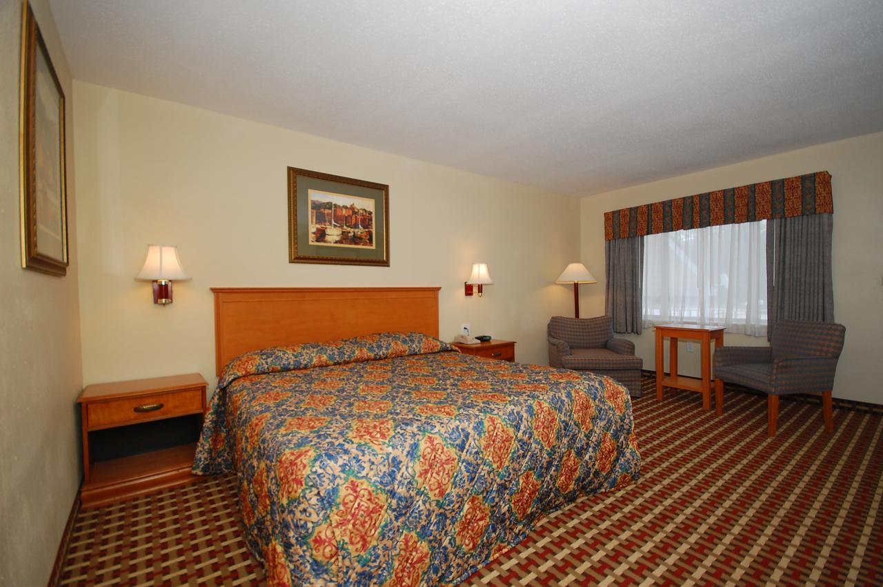 Millville Motorsports Inn And Suites Exteriér fotografie